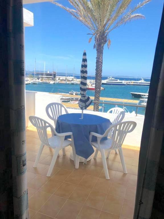 Apartamentos Mar I Vent Puerto De La Savina  Extérieur photo