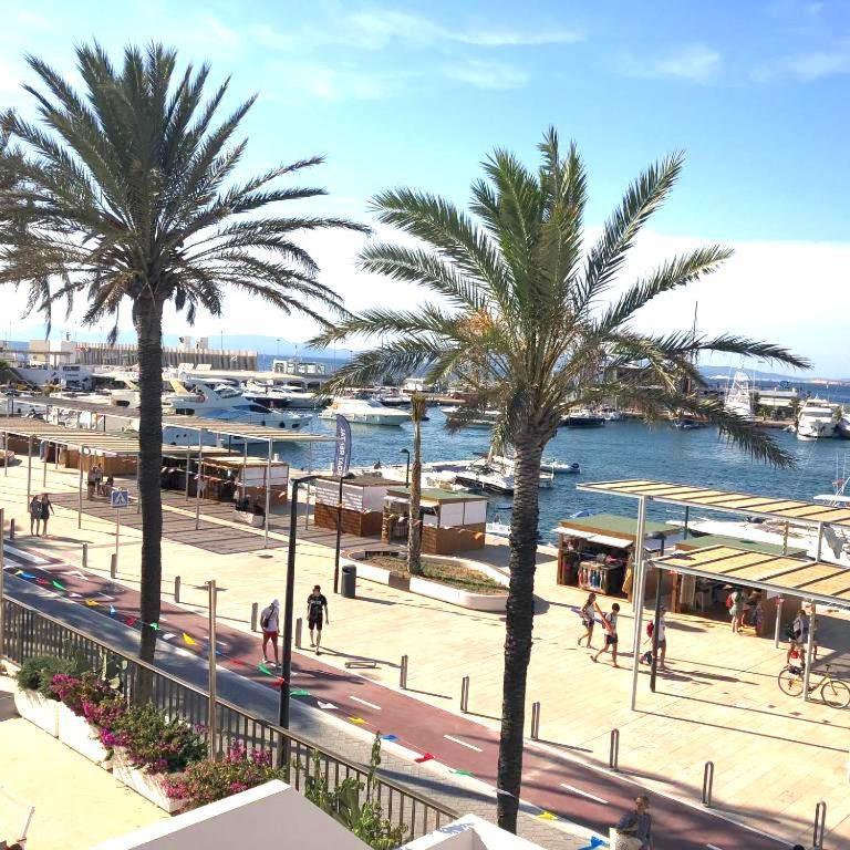 Apartamentos Mar I Vent Puerto De La Savina  Extérieur photo