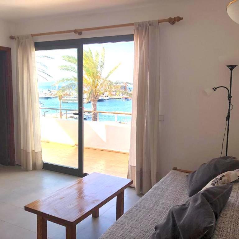 Apartamentos Mar I Vent Puerto De La Savina  Extérieur photo
