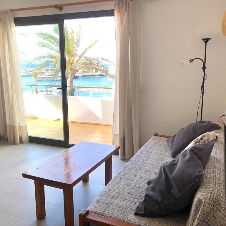 Apartamentos Mar I Vent Puerto De La Savina  Extérieur photo