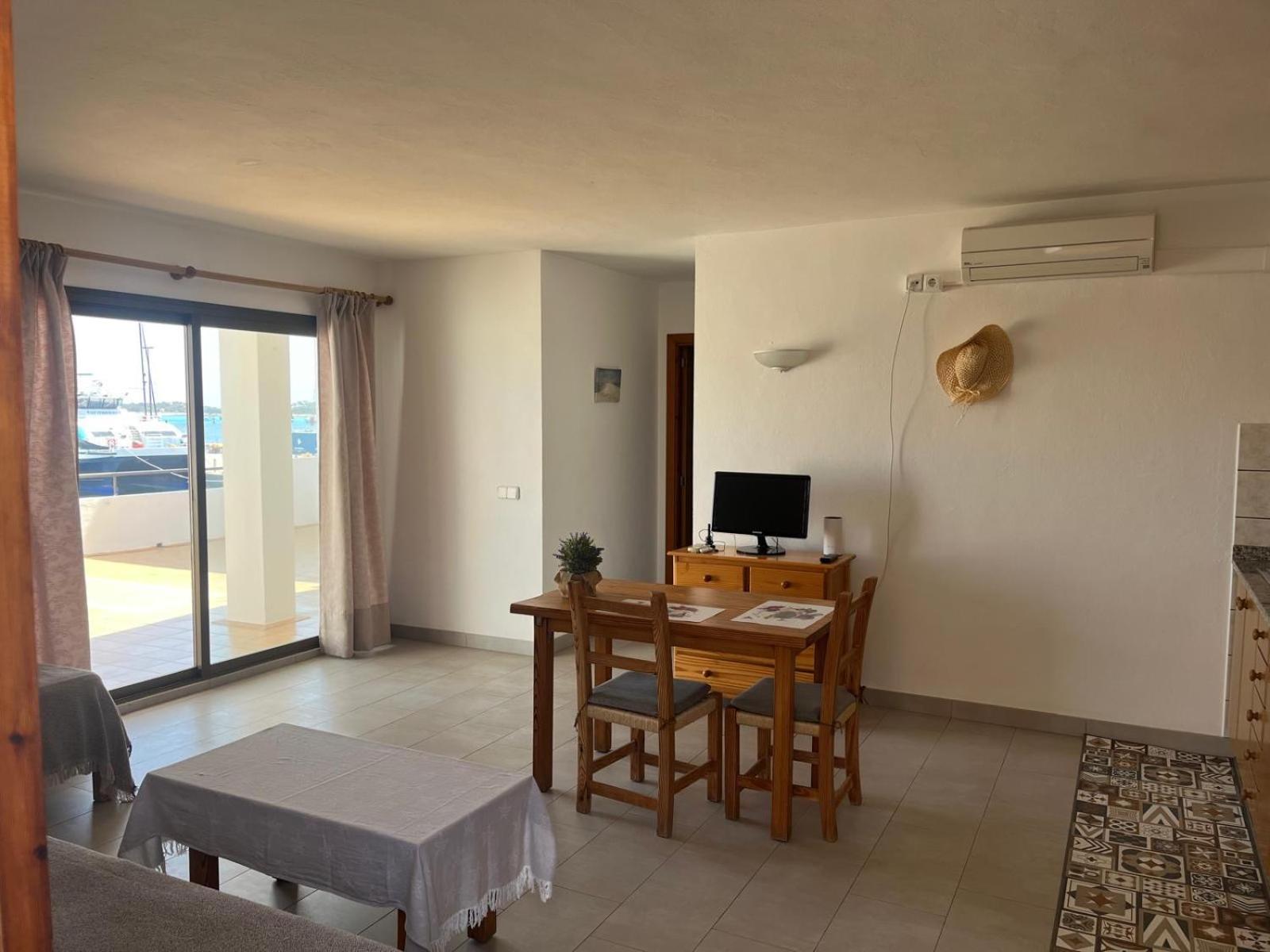Apartamentos Mar I Vent Puerto De La Savina  Extérieur photo